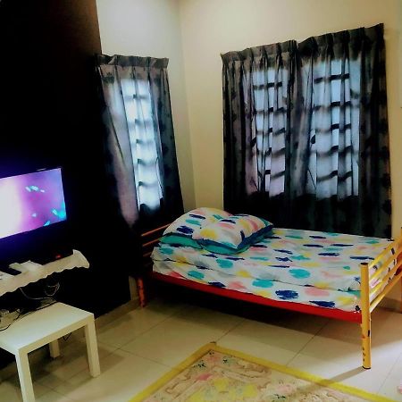 Hma Guesthouse Sepang Luaran gambar